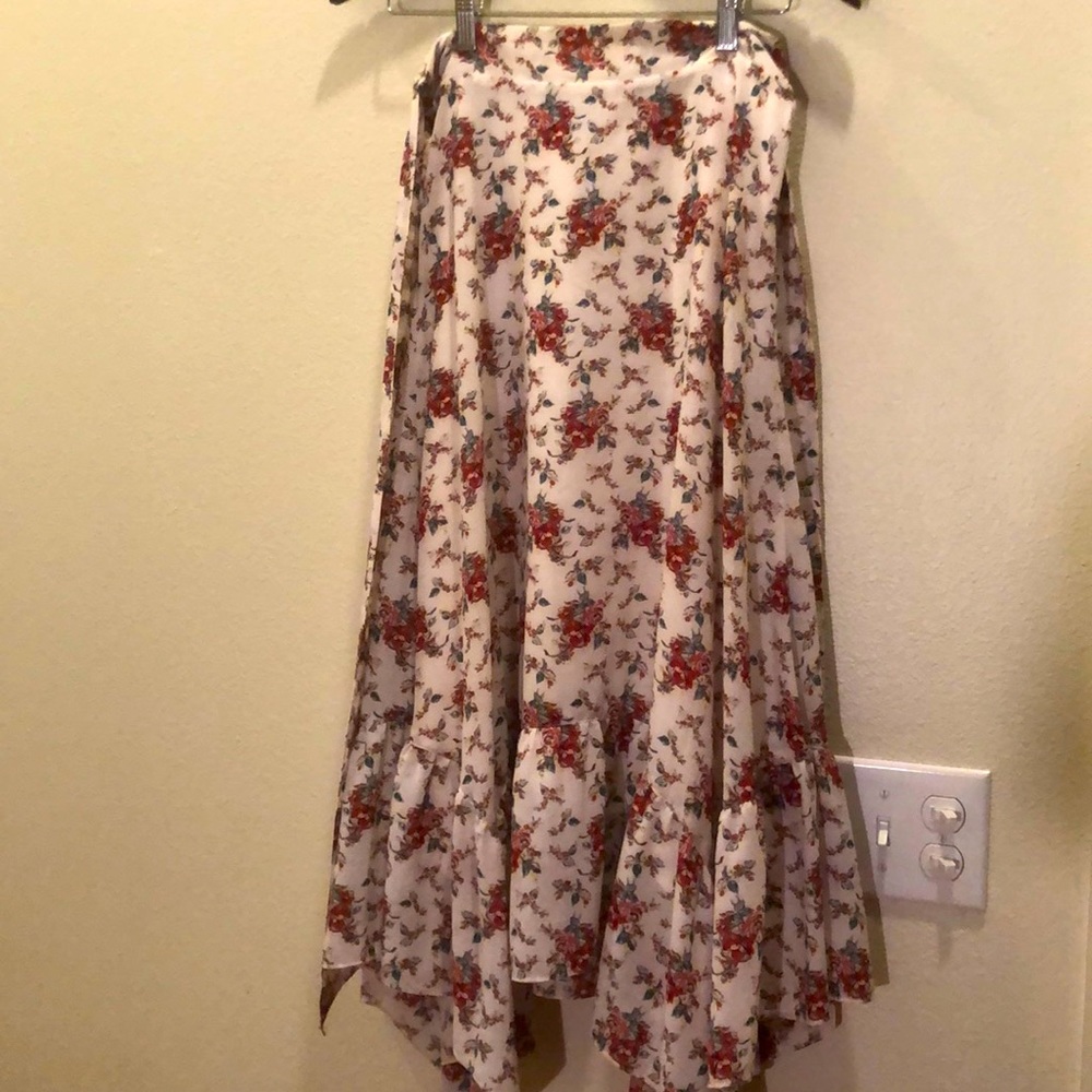 Red and white rose maxi skirt